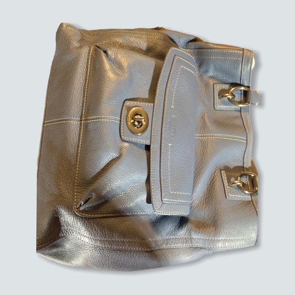 SOLD! - Picture 4 of 10